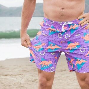 NEW Chubbies Pair O Dactyls Dinosaurs 5.5" Classic Swim Trunks Mens Medium M NWT